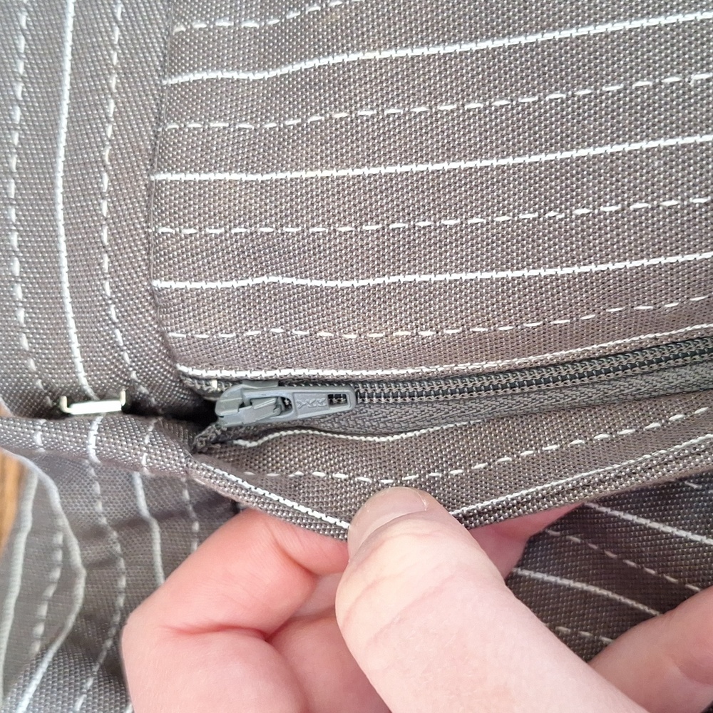 Nygard Striped Gray Pants - Picture 4 of 7